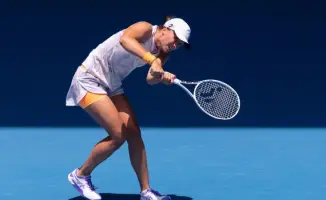 Ига Швёнтек сенсационно проиграла Марте Костюк на "Ролан Гаррос"