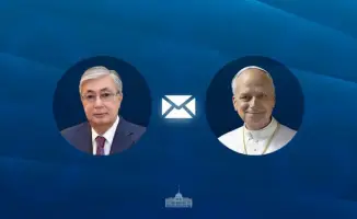 Токаев поздравил папу римского: дипломатические связи Казахстана и Ватикана укрепляются