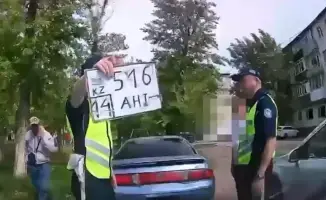 В Экибастузе водитель, использовавший картонку с нарисованными номерами, стал объектом судебного разбирательства, что подчеркивает серьезные последствия за нарушение правил дорожного движения.