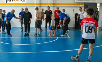 В Павлодаре прошел спортивный конкурс для детей и родителей
