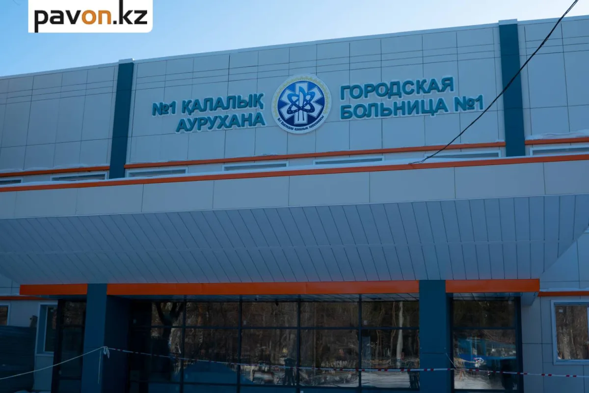 Павлодарские медики вытащили 78-летнего пациента из опасной зоны Павлодаре