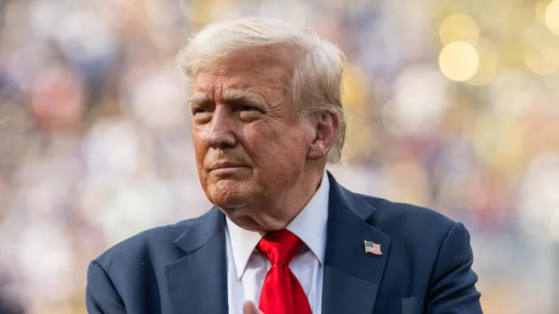 Цены на нефть продолжают падать после заявления Трампа об Ормузе