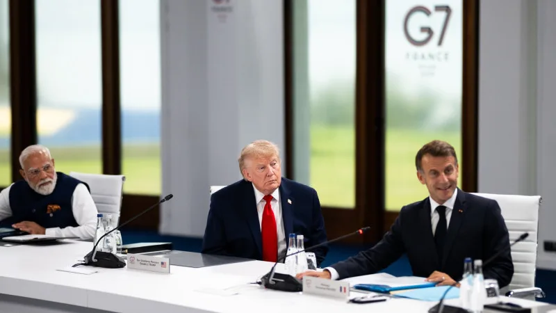 Трамп опоздал на заседание G7, вызвав смех у мировых лидеров