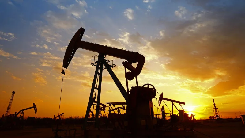 Нацбанк Казахстана повысил прогноз цен на нефть марки Brent