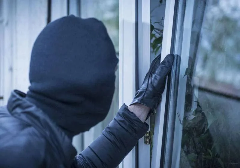 Павлодарские полицейские делятся советами по защите квартир от воров