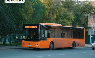 Аким Павлодара проверил работу городских автобусов в Павлодаре