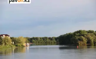Павлодарец, едва не утонувший в Иртыше, стал символом опасности водоемов