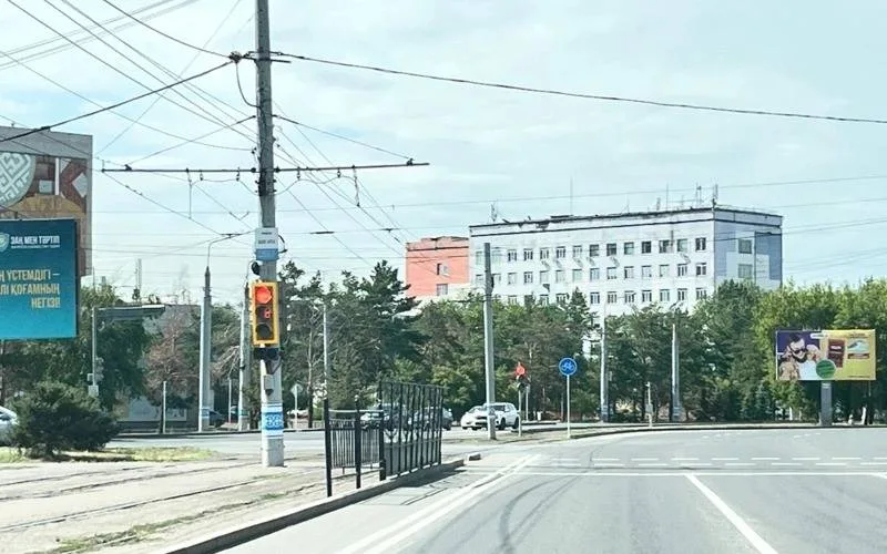 Трагедия в Павлодаре: мужчина погиб в ДТП, врезавшись в столб