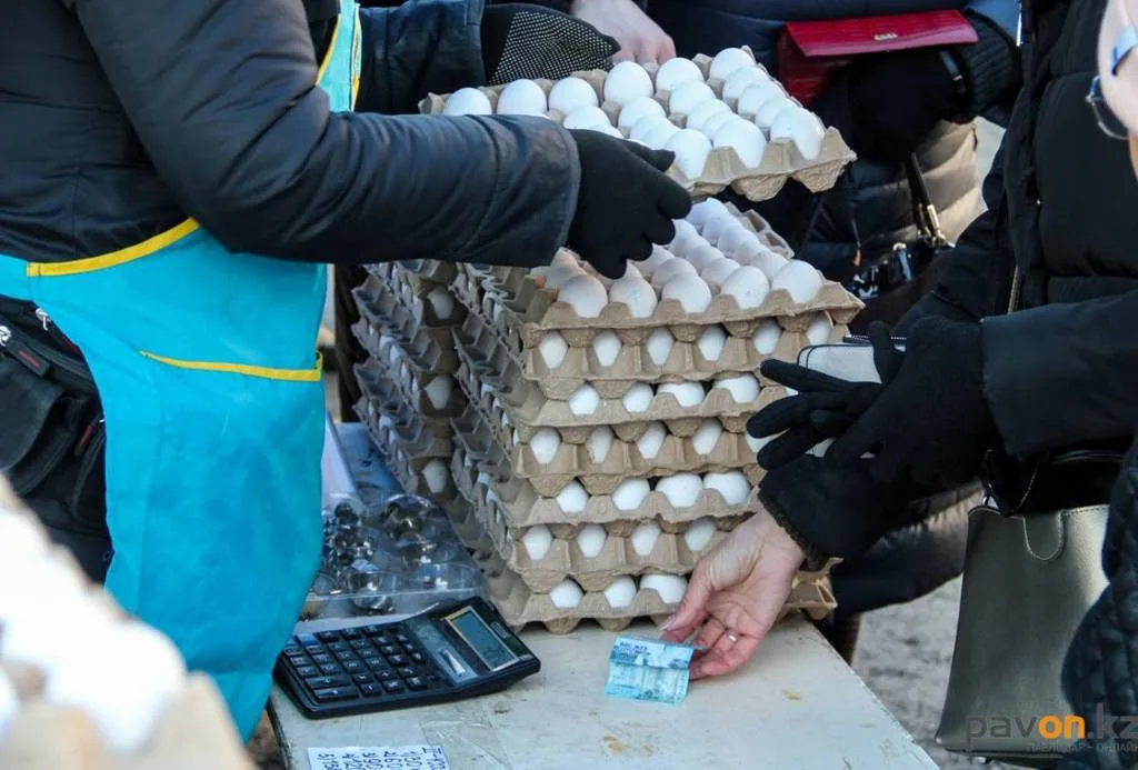 Сельхозярмарка в Павлодаре: свежие продукты и поддержка местных фермеров