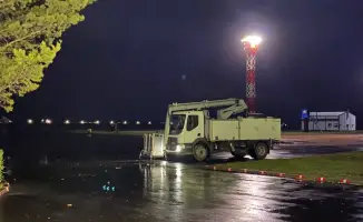 Снег и сильный ветер: отмена рейсов FlyArystan из Павлодара